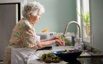 Why Poor Nutrition Is a Problem for Seniors, and How We can Prevent It